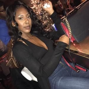 Meet your Posher, Jade